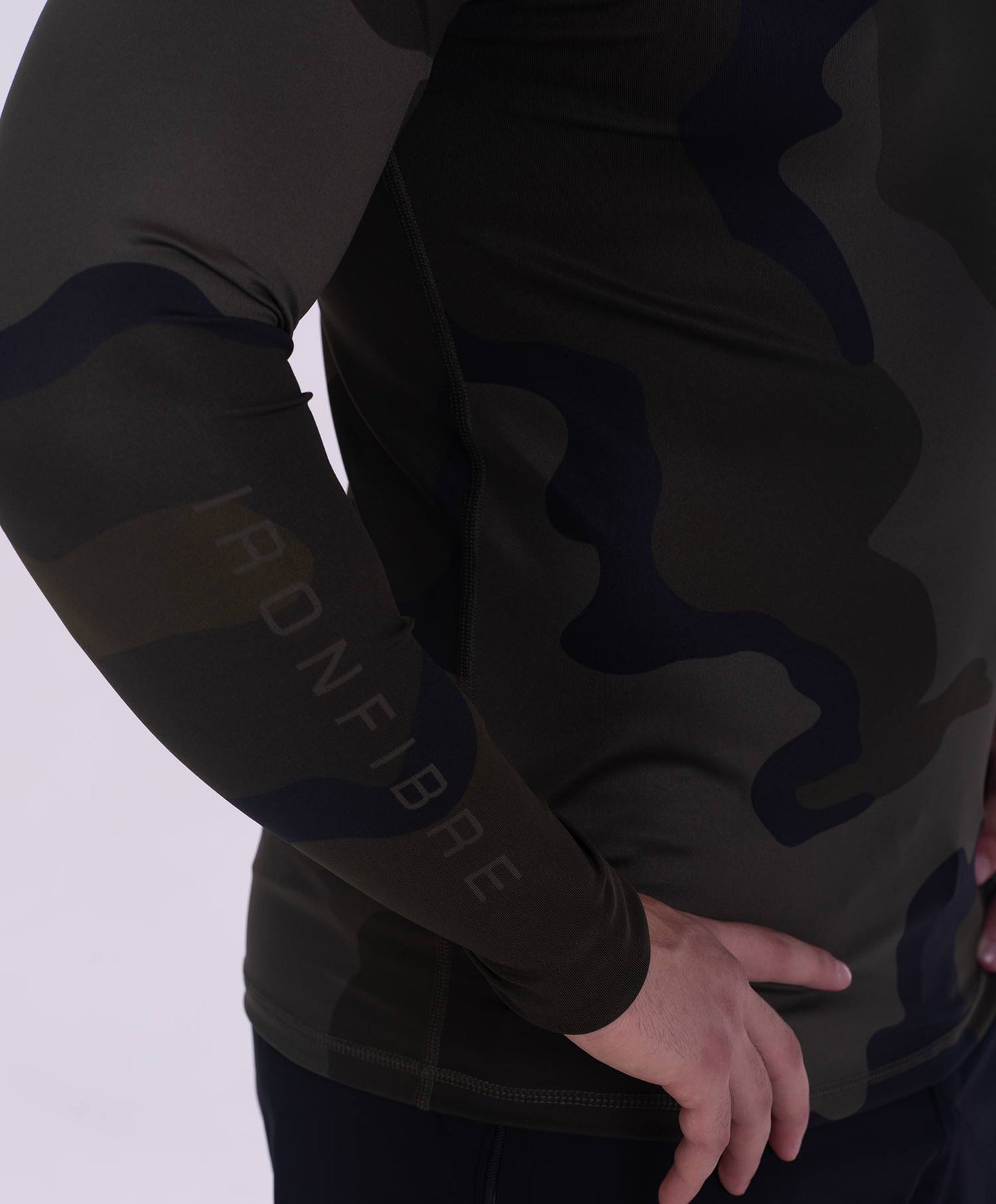 IRONFIBRE X-I CAMO RASHGUARD