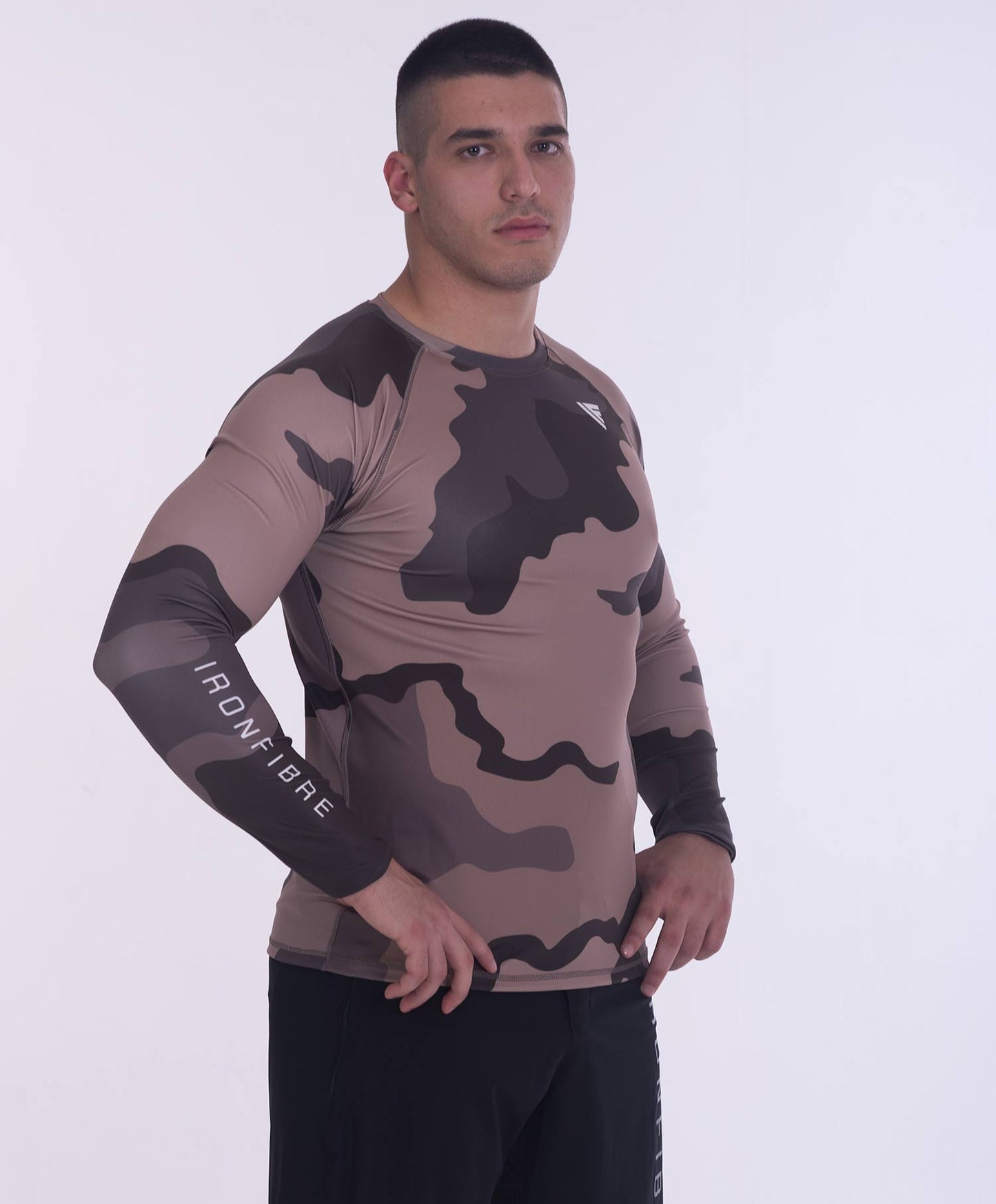 IRONFIBRE X-I CAMO RASHGUARD